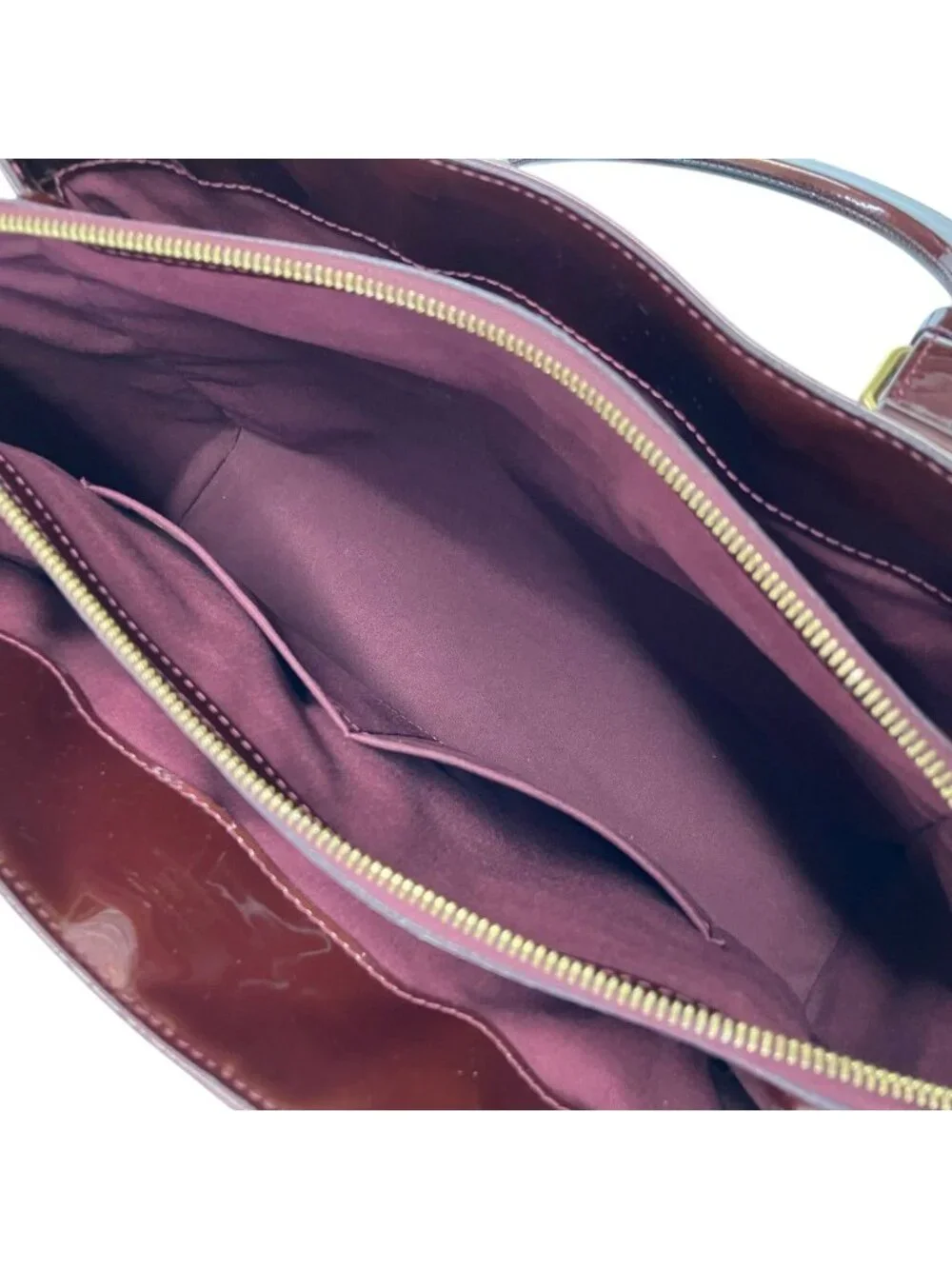 Louis Vuitton Amarante Avenue Handbag Patent
